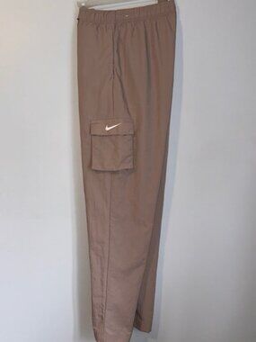 Nike Woven Cargo Pants | Women's Medium | Taupe Nylon Utility Pants